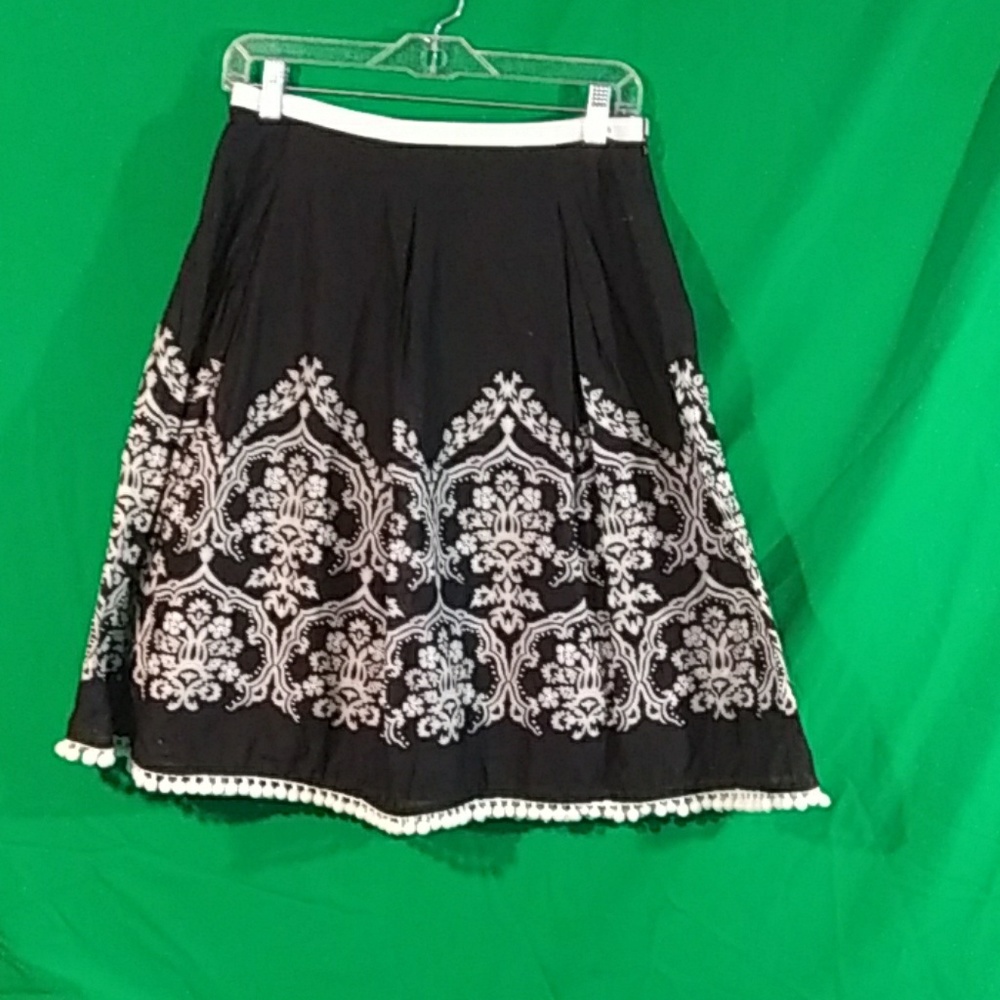 HP Ann Taylor LOFT black white boho skirt 4P